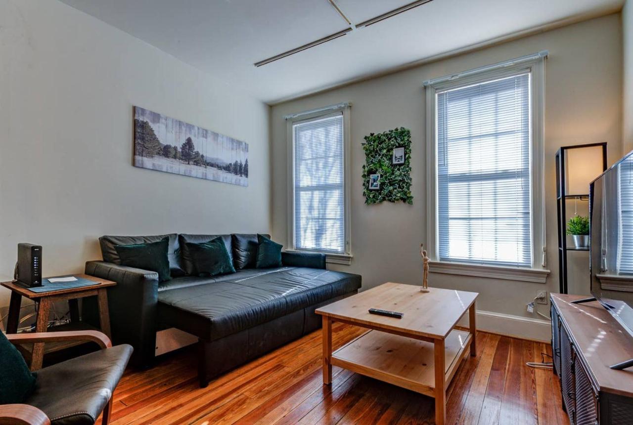 3Br Colonial House With Parking By Cozysuites Alexandria Buitenkant foto