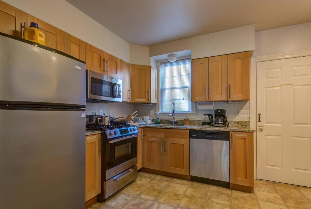 3Br Colonial House With Parking By Cozysuites Alexandria Buitenkant foto